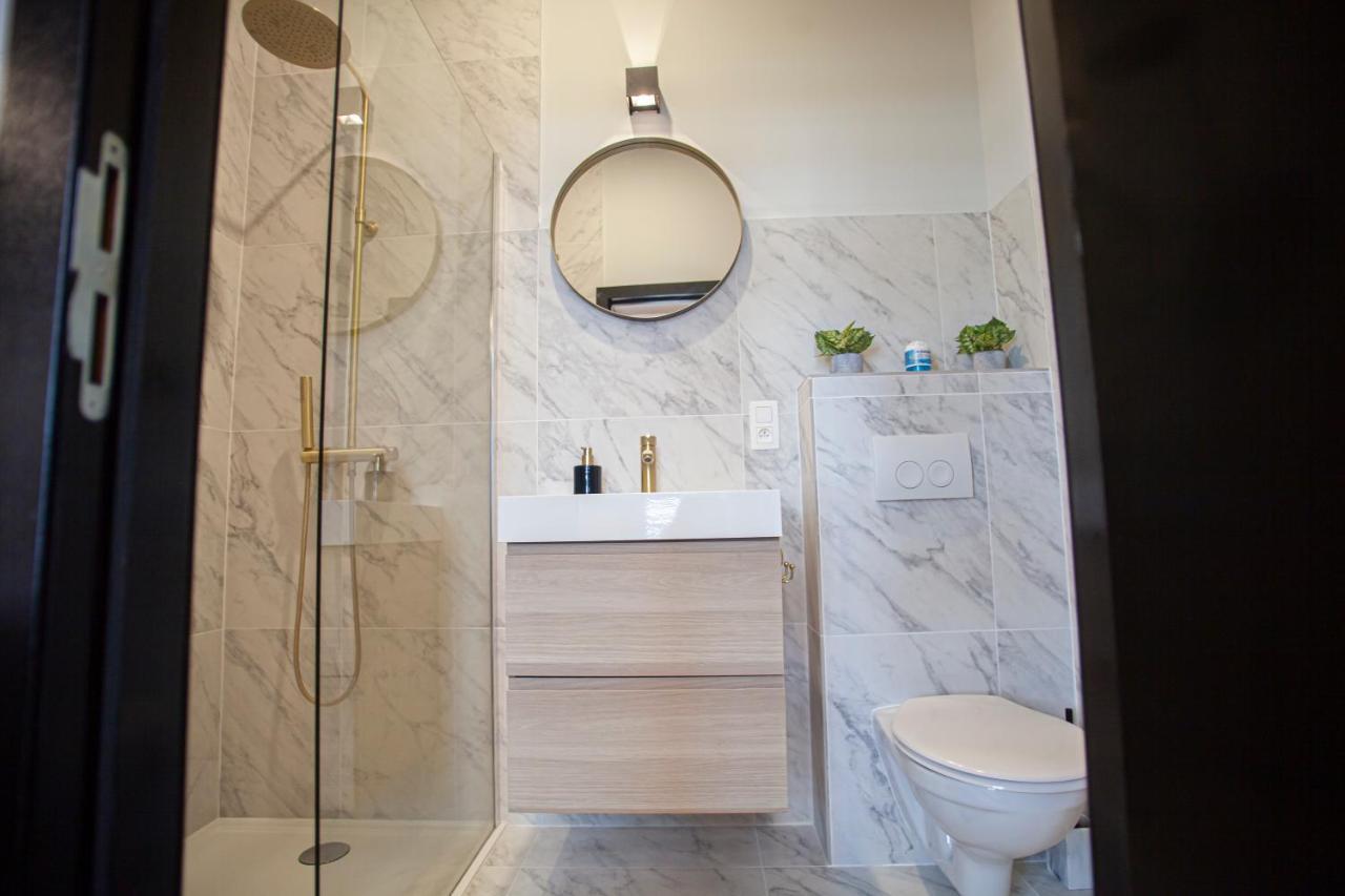 Luxury Suites Meir By Rikas Hotels Antwerpen Exterior foto